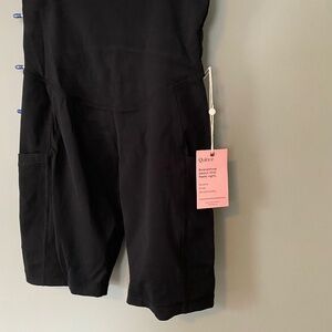 Quince Maternity Ultra-Form Performance Bike Shorts sz S Small Black 7" Inseam